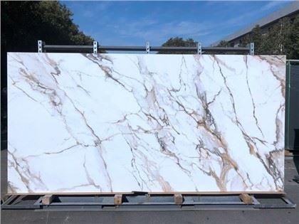 Telha de pedra sinterizada de luxo Calacatta